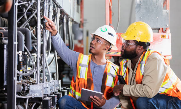 Best Circuit Breaker Repair  in Fairbury, NE