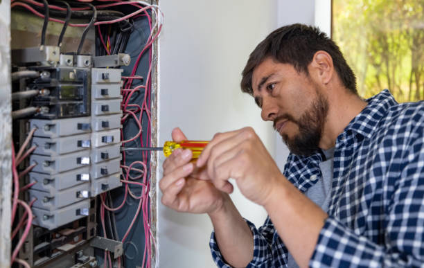 Best Licensed Electrician  in Fairbury, NE